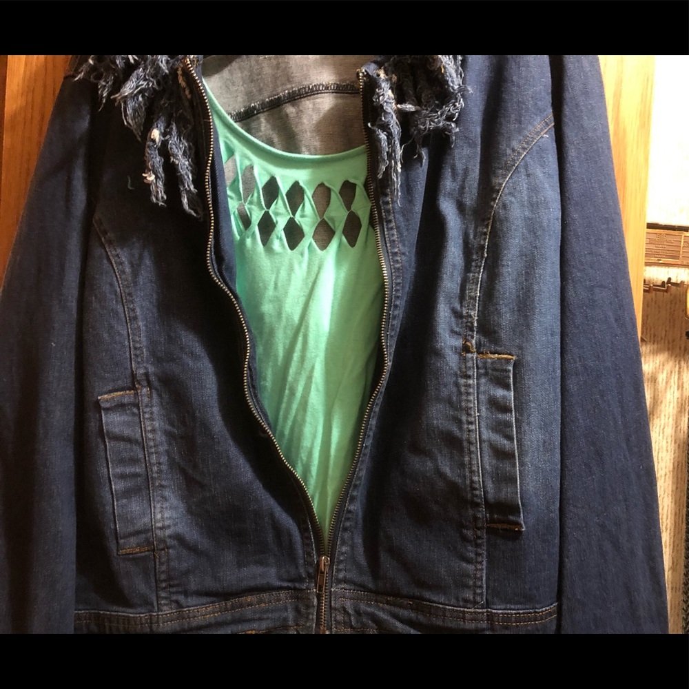 Xxl size green t-shirt from CRUEL!